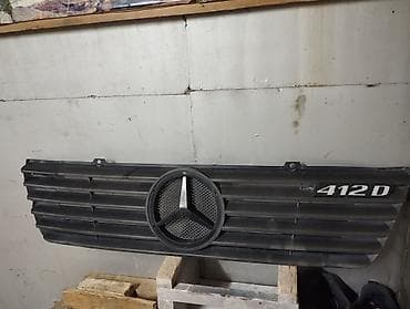 Автозапчасти: Решетка радиатора Mercedes-Benz 1996 г., Б/у, Оригинал — 4