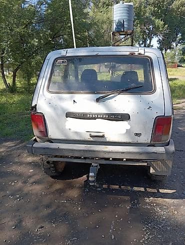 ВАЗ (ЛАДА) 4x4 Нива: 1999 г., 1.7 л, Механика, Бензин — 4