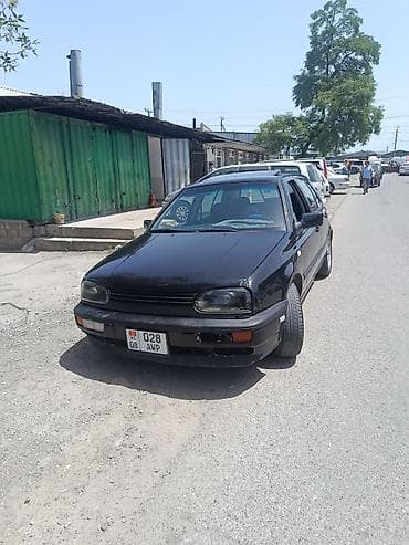 geely automobile: Volkswagen Golf: 1995 г., 1.6 л, Механика, Бензин, Хэтчбэк — 1