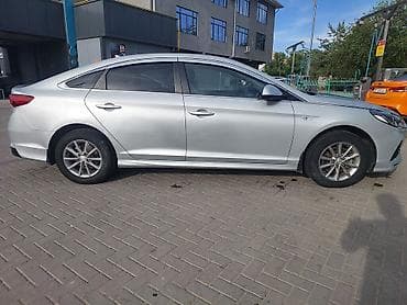 Продажа авто: Hyundai Sonata: 2019 г., 2 л, Автомат, Газ, Седан — 3