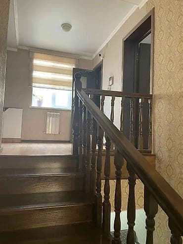 Просторный двухэтажный дом с продуманной планировкой и готовой at lalafo.kg Просторный двухэтажный дом с продуманной планировкой и готовой