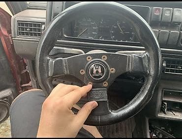проблесковый: Продаю редкий руль Raid, стоял на Гольфе mk2, кнопка сигнала со знаком — 2