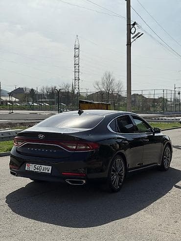 toyota rav4 2017: Hyundai Grandeur: 2018 г., 2.4 л, Автомат, Бензин, Седан — 5