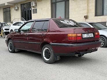 авто венто: Volkswagen Vento: 1993 г., 1.8 л, Ручные, Бензин, Седан — 4