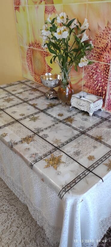 кухонные шкафы дешево: В г. Каракол продаю деревянный кухонный стол со скатертью турецкой и — 3