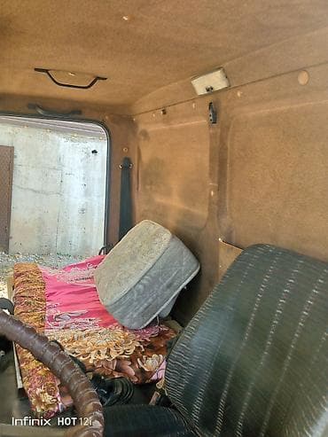 скутер с бензином: Грузовик, Mercedes-Benz, Стандарт, 7 т, Новый — 8