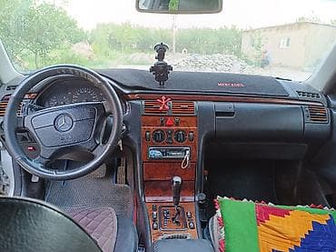 купить мерс с: Mercedes-Benz E-Class: 1999 г., 2.2 л, Автомат, Дизель, Седан — 8