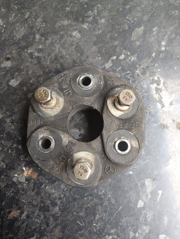 Эластичная муфта,эластичка на Мерседес W124,124 привозная из Европы в at lalafo.kg Эластичная муфта,эластичка на Мерседес W124,124 привозная из Европы в