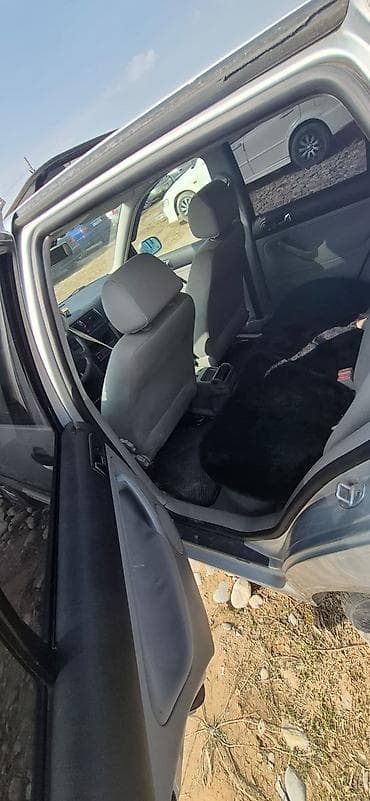 гак айон с: Volkswagen Golf: 2001 г., 2 л, Автомат, Бензин, Хэтчбэк — 5