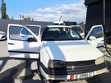 mini ev: Volkswagen Golf: 1994 г., Механика, Хэтчбэк — 1
