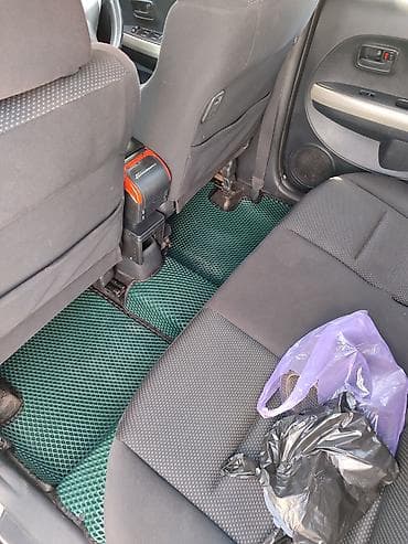 mazda d: Toyota Ist: 2004 г., 1.3 л, Автомат, Бензин — 8