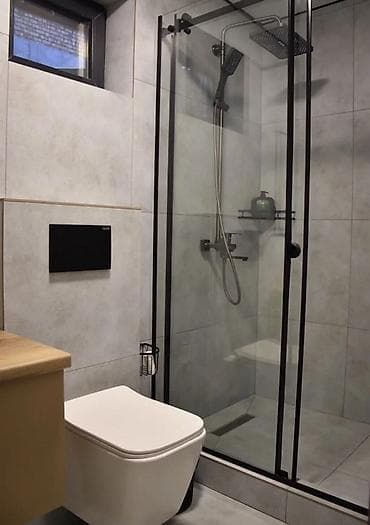 platinum park: Стильный номер-студия для краткосрочного проживания. - Спальня — 3