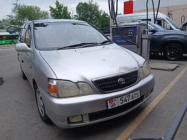 Toyota Gaia: 2002 г., Автомат, Бензин, Минивэн