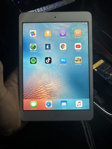 Скупка компьютеров и ноутбуков: Планшет, Apple, память 32 ГБ, 7" - 8", Wi-Fi, Классический цвет - Серебристый — 6