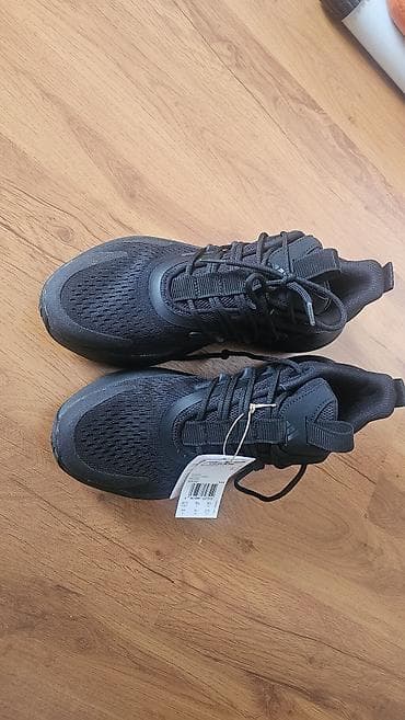 Босоножки, сандалии, шлепанцы: Кроссовки adidas, модель alphaboost v2(по ярлыку – артикул HQ… виден — 5