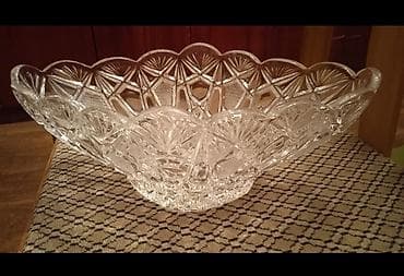 Продаю вазу "ладья" чешский хрусталь. длина 31 см ширина 20 см глубина