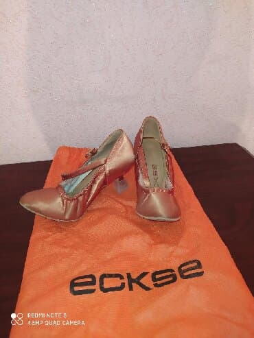 платья для спортивных бальных танцев для детей: Продаю обувь для бальных танцев, стандарт. Размер 30-31. Так же есть — 1