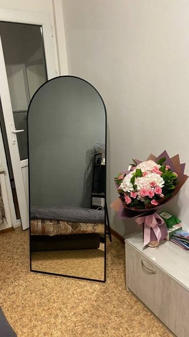 продаю оборудование для стирки ковров: Арачное зеркало. цена зависит от размера. рамка: черный, золото — 2