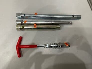 авто инструменты набор: Набор свечных ключей и воротков Состав: - Телескопический T‑образный — 2