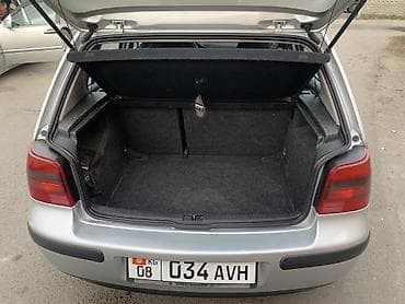 волг: Volkswagen Golf: 2000 г., 1.6 л, Автомат, Бензин, Хэтчбэк — 2