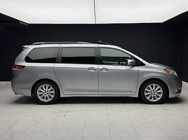 lada car: Toyota Sienna: 2013 г., 3.5 л, Автомат, Бензин, Минивэн — 9