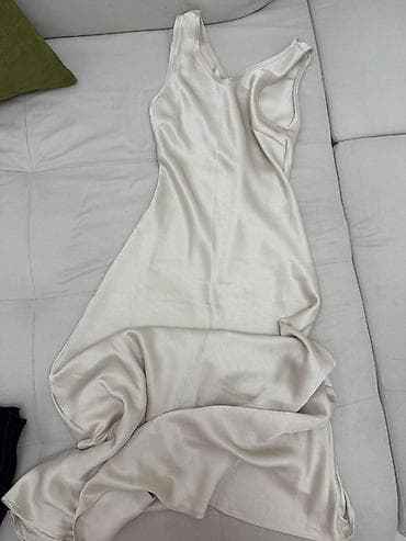 armani code: Атласное платье-комбинация в молочном оттенке. - Материал: гладкий — 1