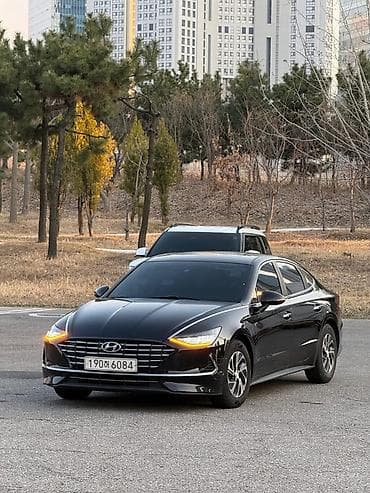 хундай кано: Hyundai Sonata: 2021 г., Седан — 4