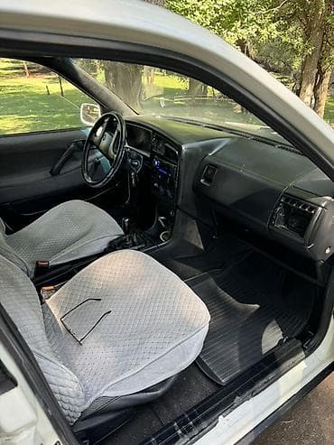 geely borui: Volkswagen Passat: 1989 г., 1.8 л, Механика, Бензин, Универсал — 8