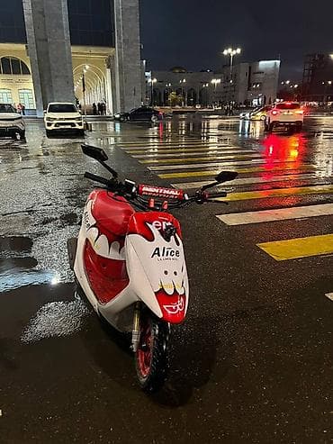 Тип скутера Honda, 50 куб. см, Бензин, Б/у