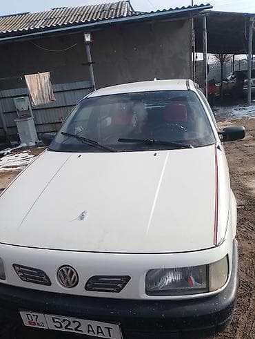 Volkswagen Passat: 1989 г., Седан