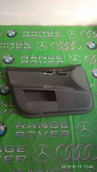 Обшивка двери передняя левая на мерседес w221 Автозапчасти БУ