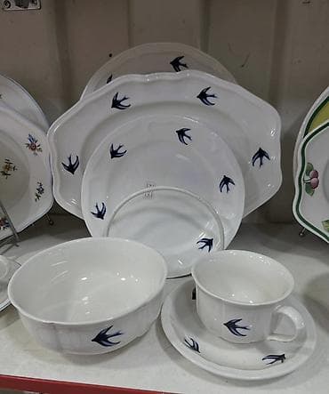 продаю сервиз роза: Набор столовой посуды на 6 персон 32 предмета из фарфора, классическая — 1