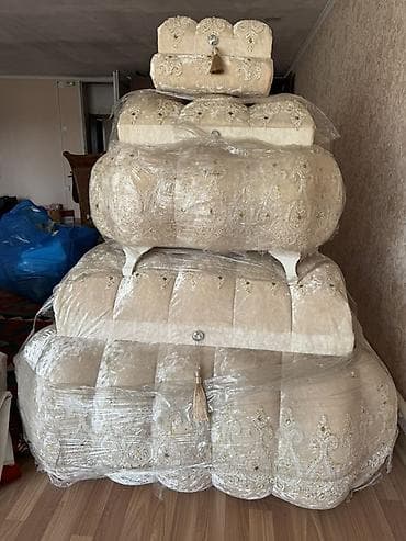 Сундук, Для приданого невесты, Другой тип, цвет - Бежевый