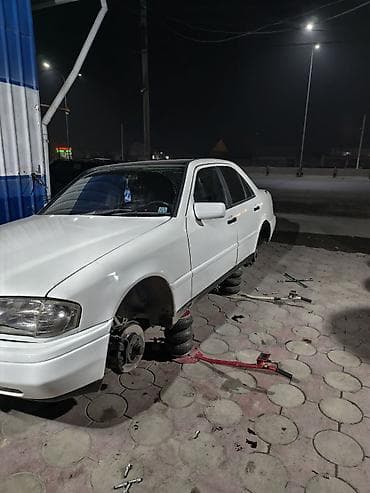 журок котор: Mercedes-Benz C-Class: 1995 г., 2.5 л, Механика, Седан — 6