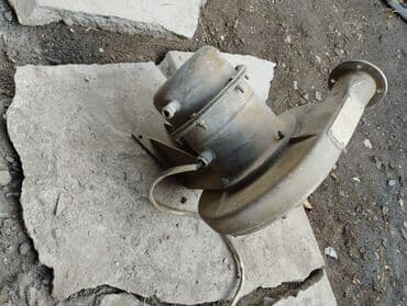 дойилный аппарат: Продаю вентилятор улитка на 12 вольт с военного кунга масло — 6