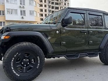 maxima j30: Jeep Wrangler JL 4-дверный, тёмно‑зелёный. Полностью разборный кузов — 4