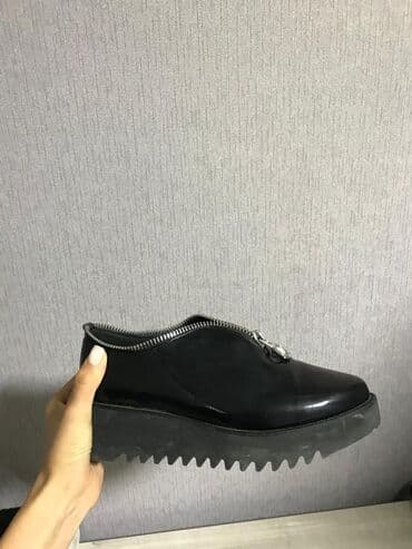 обувь больших размеров бишкек: Оксфорды, 39, Toleeao, Б/у, цвет - Черный, Самовывоз — 1