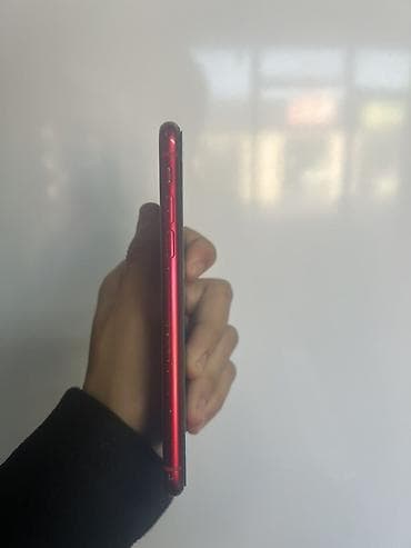 Скупка техники: IPhone 11, Б/у, 128 ГБ, Красный, Чехол, 76 % — 4