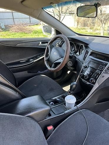 kia 2010: Hyundai Sonata: 2014 г., 2 л, Автомат, Газ, Седан — 7