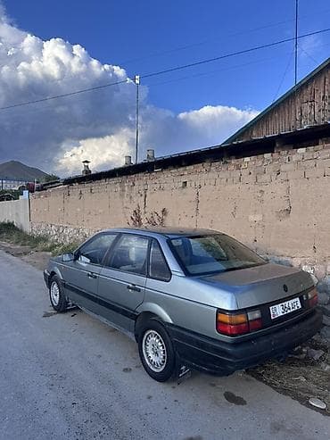салон на гольф 4: Volkswagen Passat: 1990 г., Механика, Седан — 2