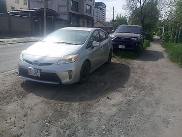 tesla 3: Toyota Prius: 2015 г., 1.8 л, Автомат, Гибрид, Лифтбек — 6