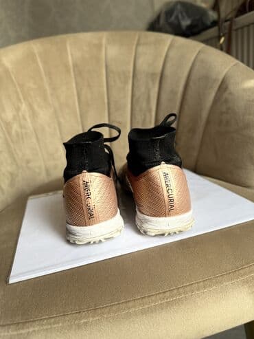 фудболные бутсы: Футбольные бутсы Nike Zoom Mercurial с высоким профилем, выполненные в — 2