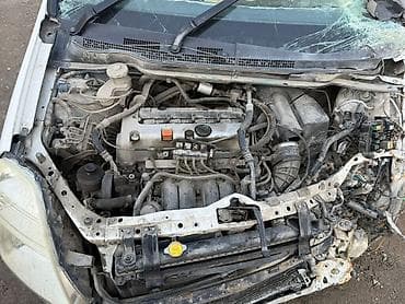 скупка битых авто: Honda Stream: 2001 г., 2 л, Автомат, Бензин, Минивэн — 5