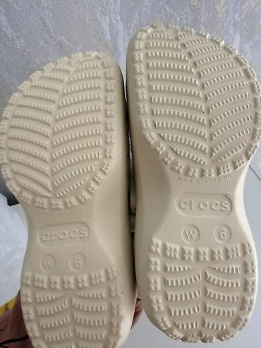 5 4: Сабо, 36, 39, Crocs, Новый, цвет - Бежевый, Платная доставка, Бесплатная доставка, Самовывоз — 5