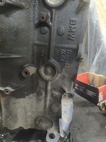 Кузовные детали: М50 2.5 без ванос станда блок голый — 3