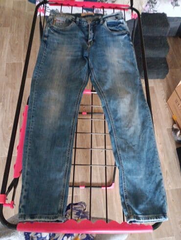 джинс куртка: Вещи в очень хорошем состоянии, размеры 48-50 свитер и куртка, джинсы — 4