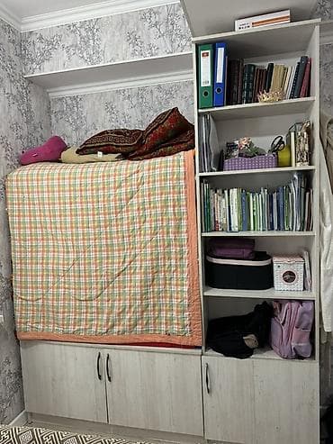 спальни: Комплект мебели для спальни/детской: - Кровать с мягким изголовьем — 4