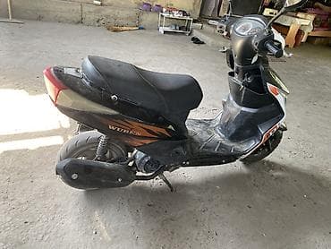 super cub: Скутер Jiang M12 (WUBEN/Viilim, наклейки M8/FAST) Срочно продаю Мотор — 4