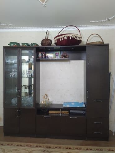 продам офисную мебель бу: Стенка(горка) — 3