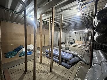 Рынок Дордой Сдается склад с офисом Площадь: 200м2 2 этажа В